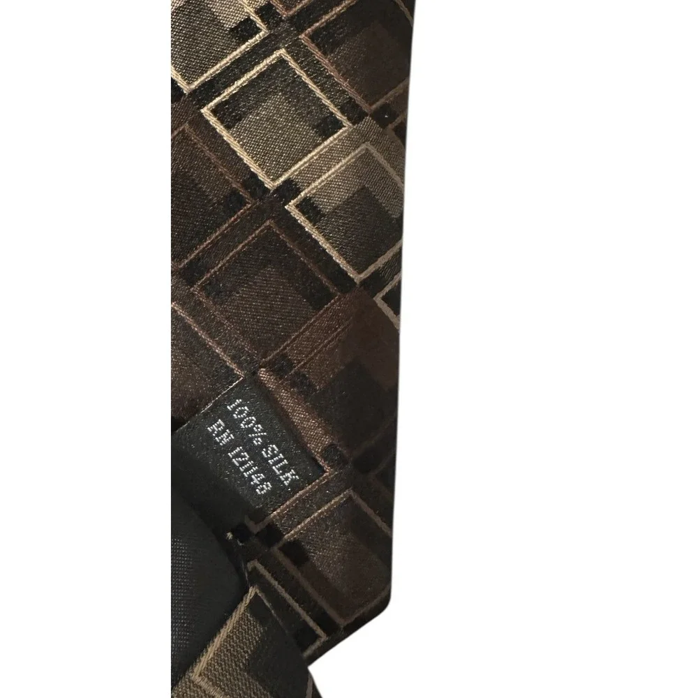 Bugatti Men's 100 % Silk Tie Brown Necktie Geometric 58